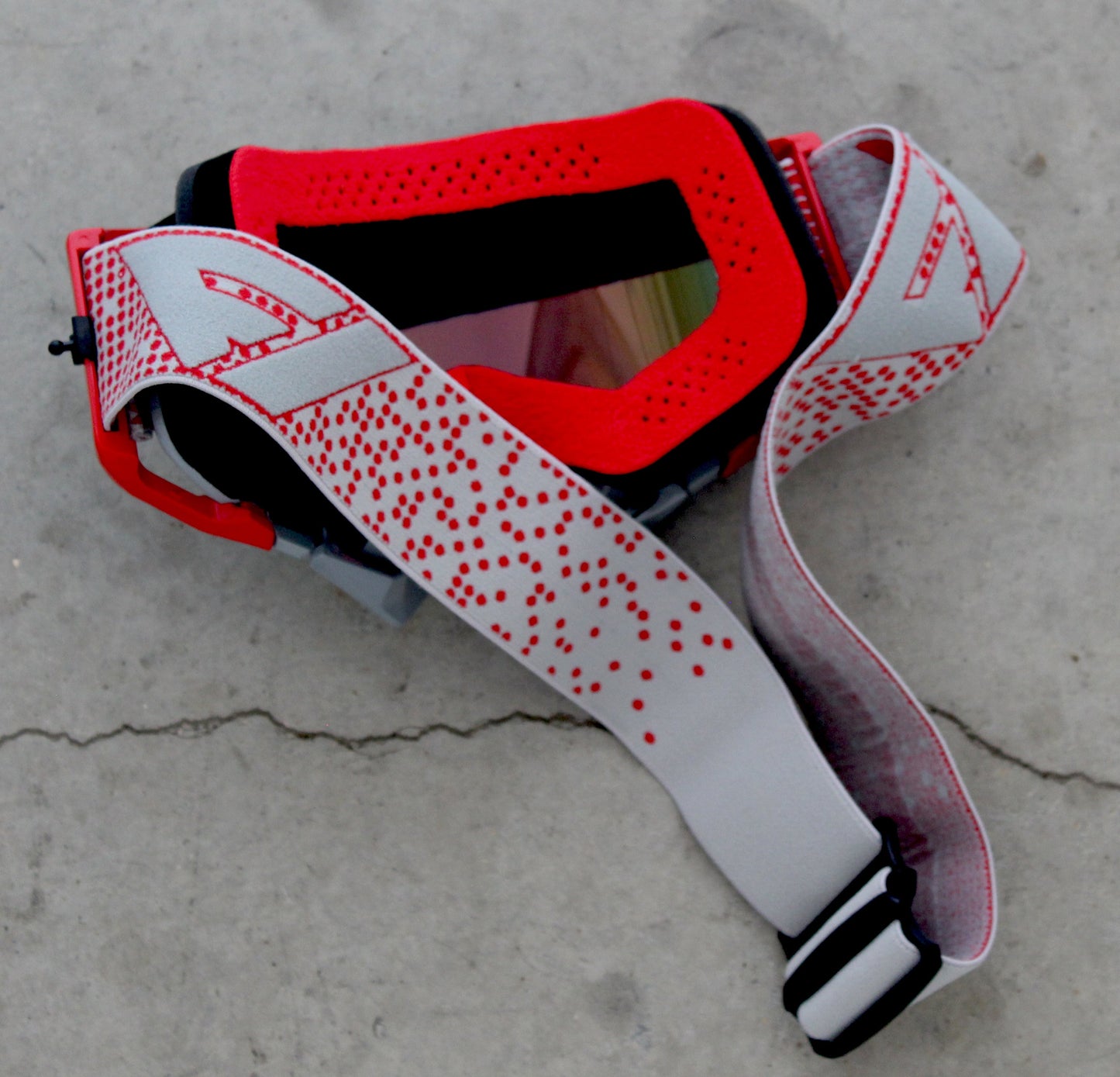 Flow Vision Rythem™ Motocross Goggle: EQ