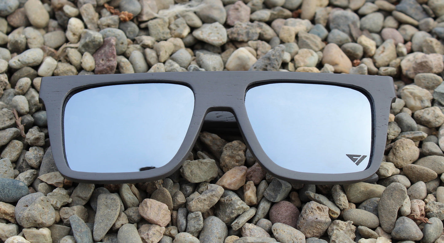 Flow Vision Section™ Sunglasses: Graphite