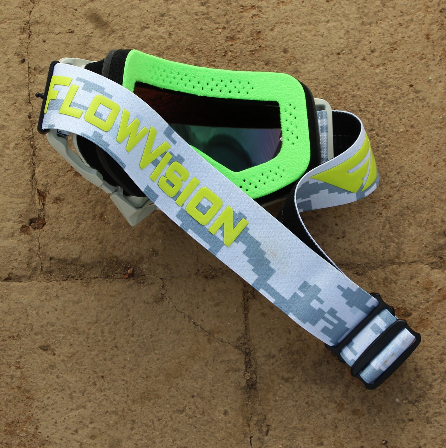 Flow Vision Rythem™ Motocross Goggle: Stormtrooper