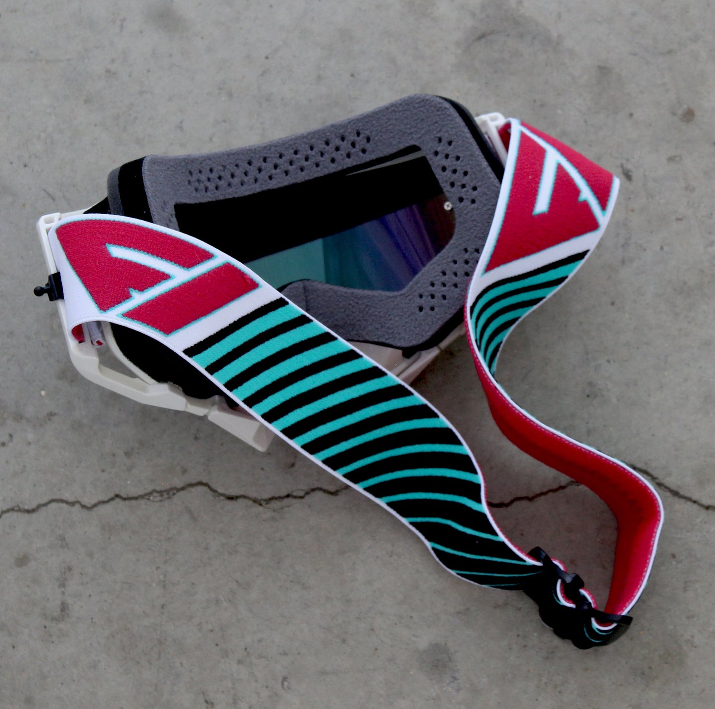 Flow Vision Rythem™ Motocross Goggle: Miami Vice